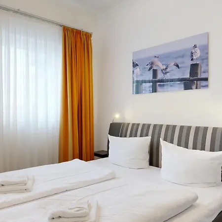 DünenResort in Binz, strandnahe und moderne FeWo mit Balkon und mit Meerblick, Binz