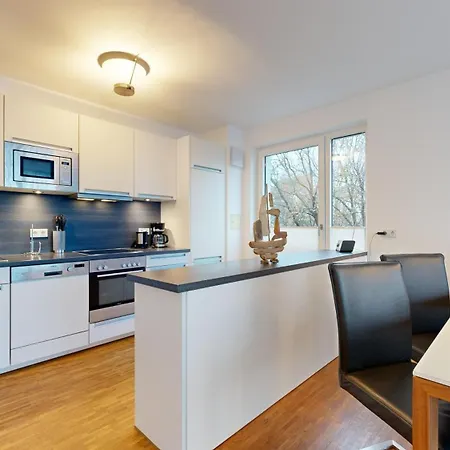 Duenenresort In Binz, Strandnahe Und Moderne Fewo Mit Balkon Und Mit Meerblick, Appartement