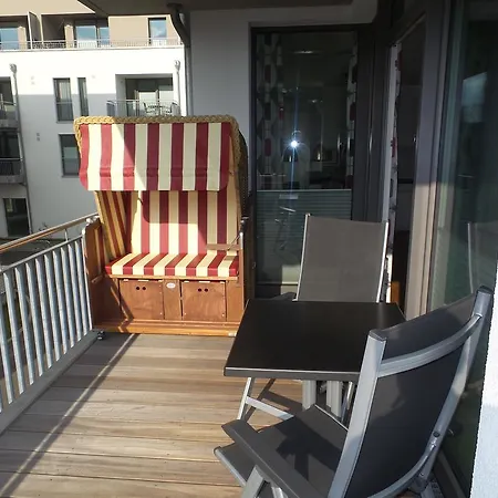 DünenResort in Binz, strandnahe und moderne FeWo mit Balkon und mit Meerblick,