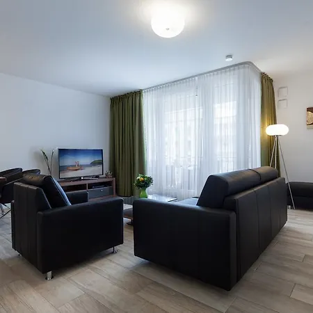 DünenResort in Binz, strandnahe und moderne FeWo mit Balkon und mit Meerblick, * Binz