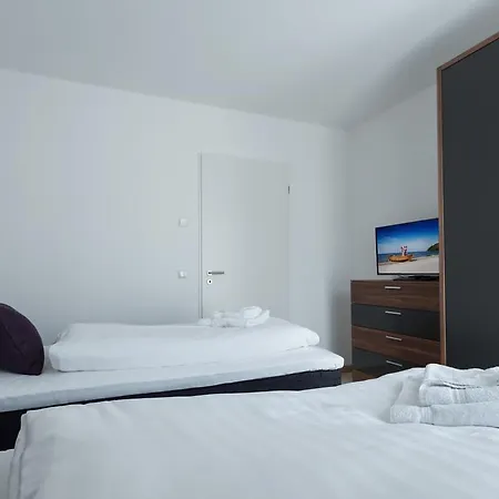 DünenResort in Binz, strandnahe und moderne FeWo mit Balkon und mit Meerblick, * Binz