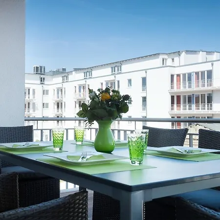 Apartment DünenResort in Binz, strandnahe und moderne FeWo mit Balkon und mit Meerblick, Binz