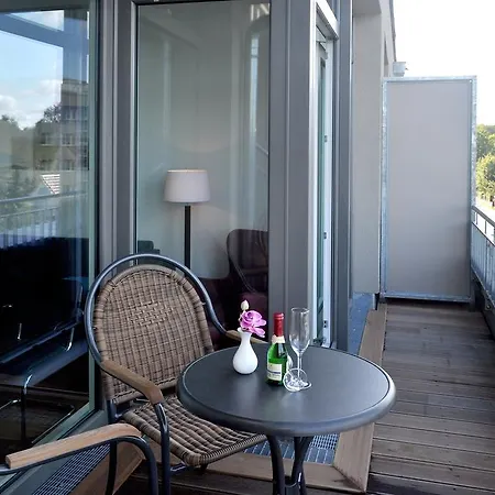 Apartment DünenResort in Binz, strandnahe und moderne FeWo mit Balkon und mit Meerblick, Binz